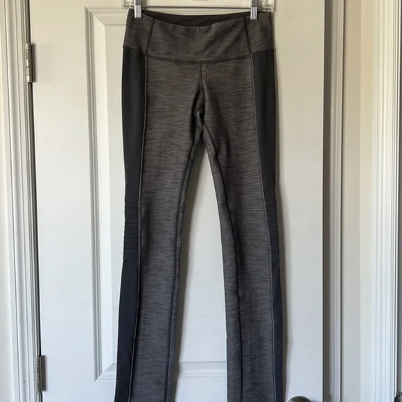 Lululemon virtue energy pant 🛑 traded 🛑 - Picture 7 of 8